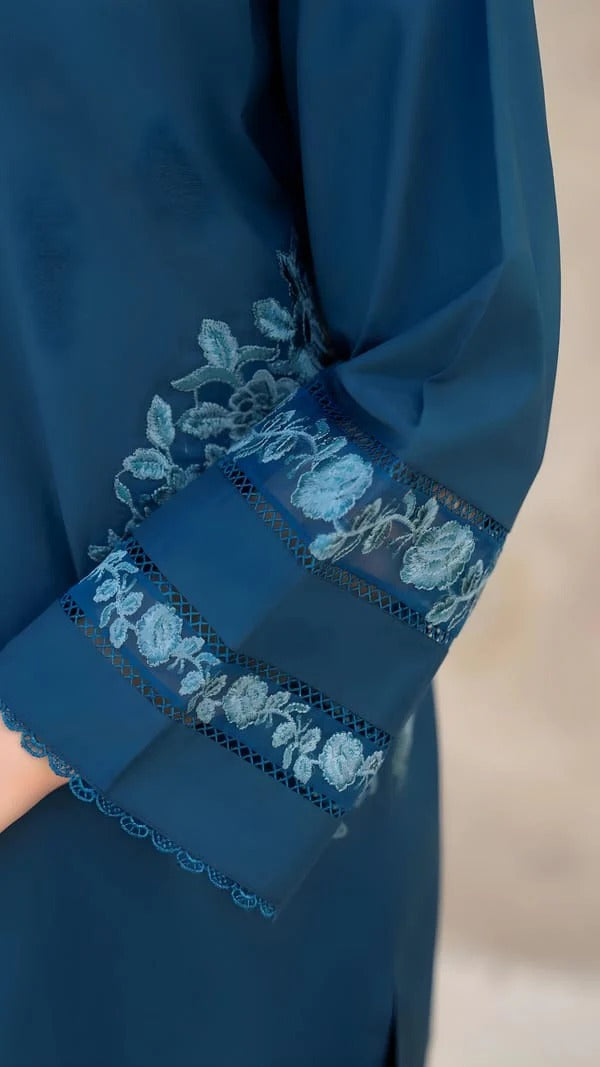 Pocket Luxe: Embroidered 2 Pc