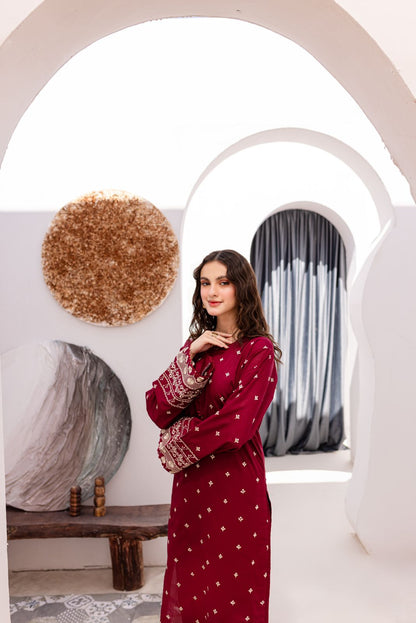 Pop Garnet 2-Piece Embroidered Lawn Ensemble